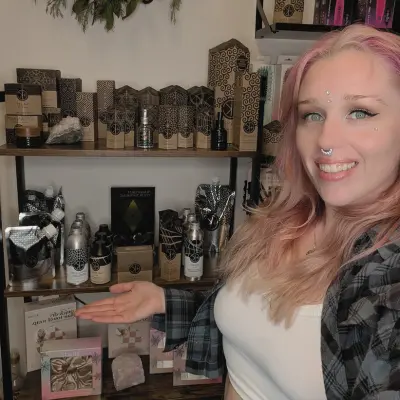 Non-toxic haircare display – Erin Reye Hair, Ukiah